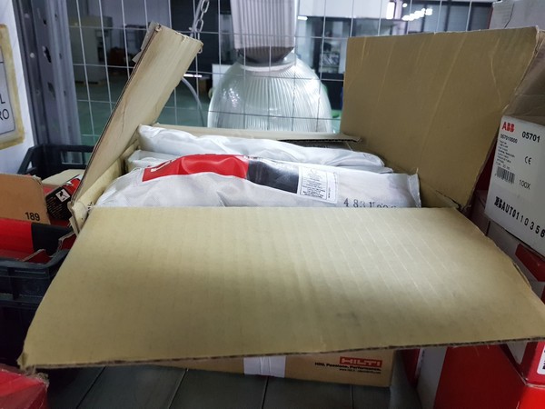 2#4939 Rimanenze e attrezzature per impianti elettrici in vendita - foto 12