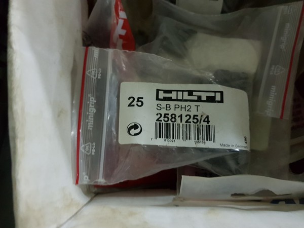 2#4939 Rimanenze e attrezzature per impianti elettrici in vendita - foto 27