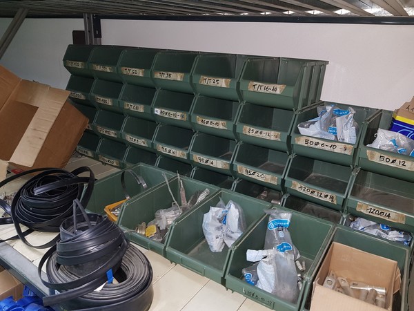 2#4939 Rimanenze e attrezzature per impianti elettrici in vendita - foto 150