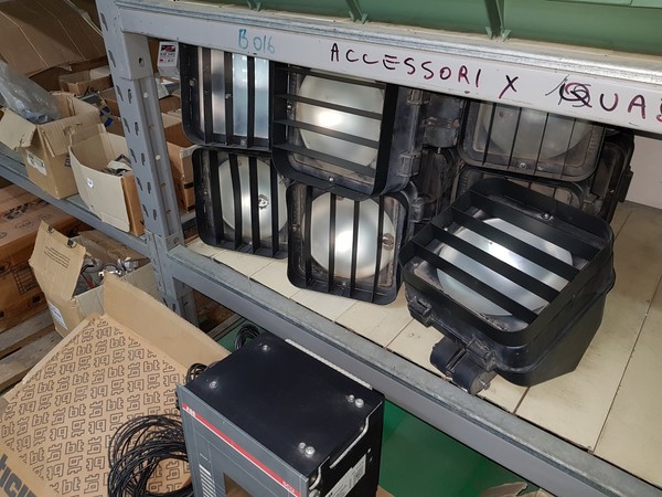 2#4939 Rimanenze e attrezzature per impianti elettrici in vendita - foto 161