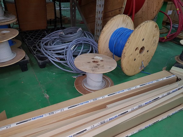 2#4939 Rimanenze e attrezzature per impianti elettrici in vendita - foto 196
