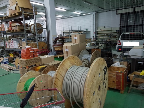 2#4939 Rimanenze e attrezzature per impianti elettrici in vendita - foto 204