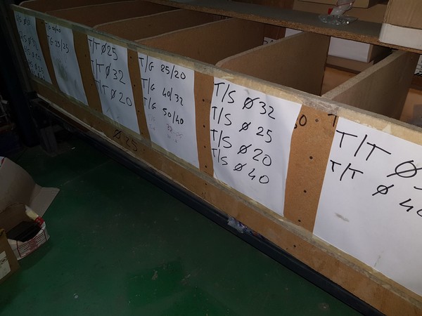 2#4939 Rimanenze e attrezzature per impianti elettrici in vendita - foto 213