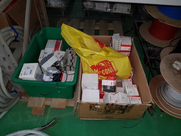 2#4939 Rimanenze e attrezzature per impianti elettrici in vendita - foto 253