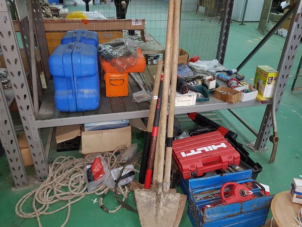 2#4939 Rimanenze e attrezzature per impianti elettrici in vendita - foto 273