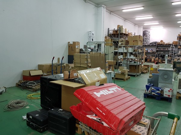 2#4939 Rimanenze e attrezzature per impianti elettrici in vendita - foto 281