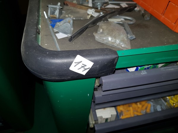 3#4939 Attrezzatura elettrica e arredi ufficio in vendita - foto 82