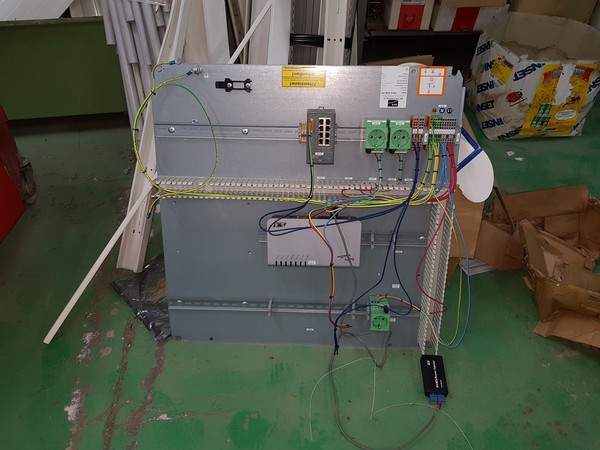 3#4939 Attrezzatura elettrica e arredi ufficio in vendita - foto 112