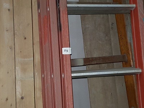 3#4939 Attrezzatura elettrica e arredi ufficio in vendita - foto 186