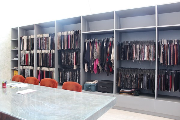 1#4941 Arredi e attrezzatura da ufficio in vendita - foto 2