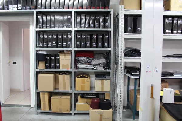 4#4941 Taglierina Elba e scaffalatura di metallo in vendita - foto 5