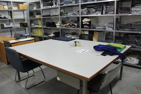 4#4941 Taglierina Elba e scaffalatura di metallo in vendita - foto 8