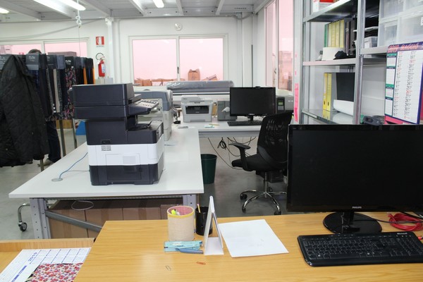 4#4941 Taglierina Elba e scaffalatura di metallo in vendita - foto 10