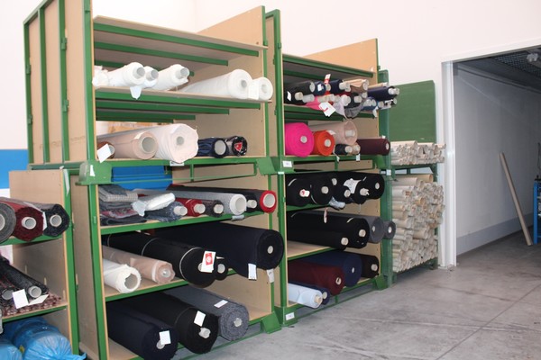 5#4941 Scaffalatura e cassoni in vendita - foto 1