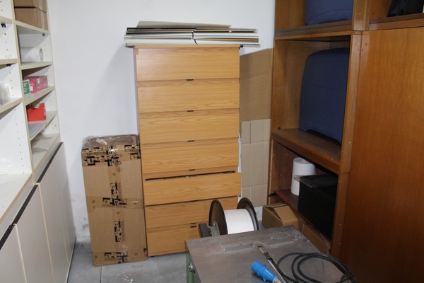 7#4941 Bilancia Vimi e cassettiere in vendita - foto 3