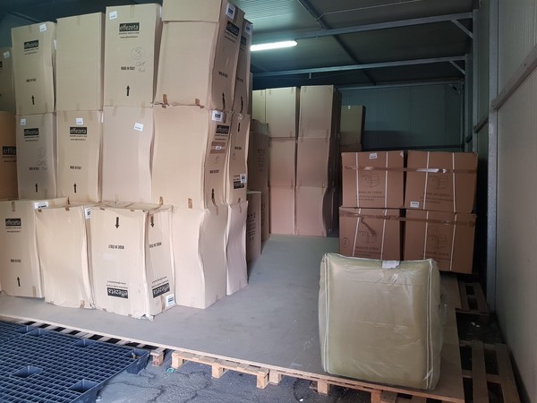 2#49444 Arredi per interni imballati in vendita - foto 1