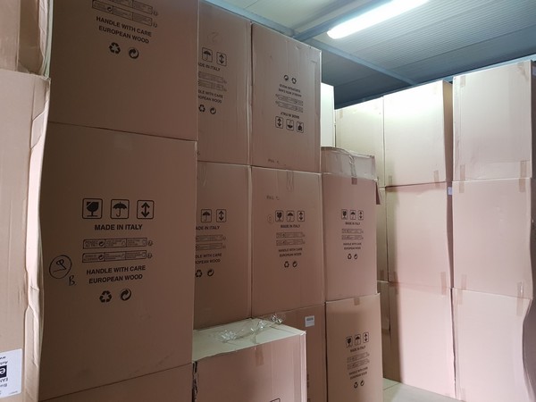 2#49444 Arredi per interni imballati in vendita - foto 4