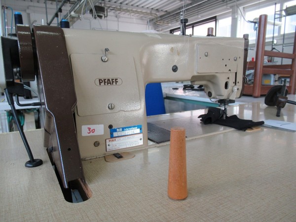 Macchine per cucire in vendita