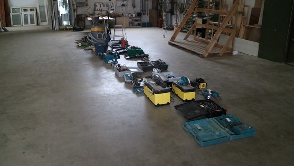 1#4950 Attrezzature officina in vendita - foto 1