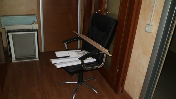 2#4950 Arredi e mobili da ufficio in vendita - foto 17