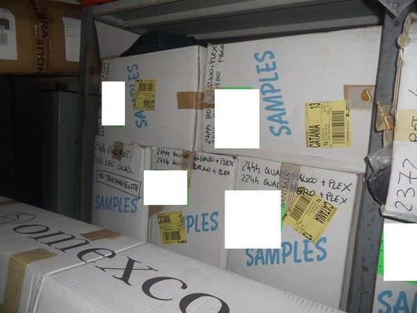 15#4962 Scarpe e scaffalatura in vendita - foto 16