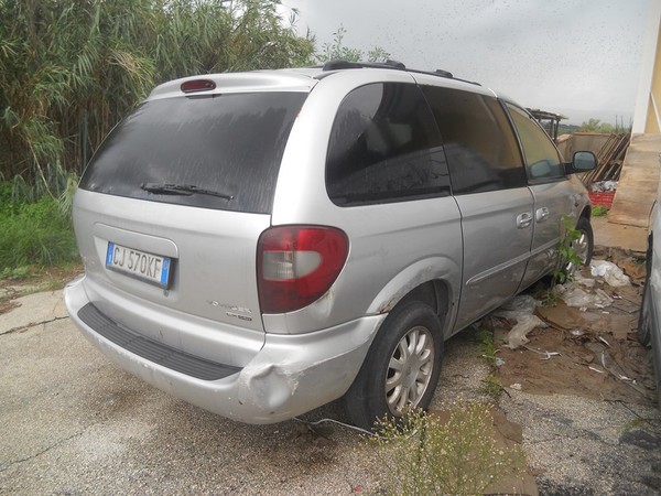 19#4962 Autovettura Chrysler Voyager in vendita - foto 2