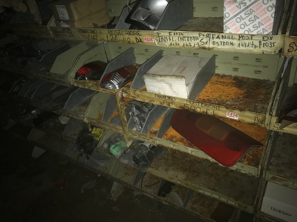 1#4963 Ricambi per autovetture in vendita - foto 426