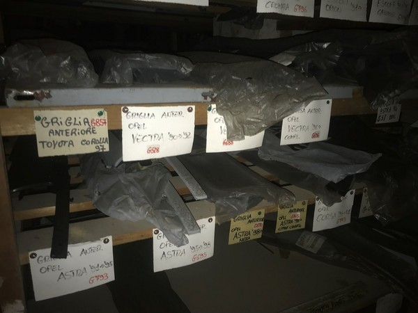 1#4963 Ricambi per autovetture in vendita - foto 478