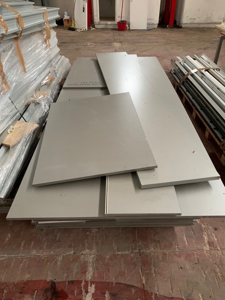 1#4966 Arredamento per ufficio e materiale edile vario in vendita - foto 18