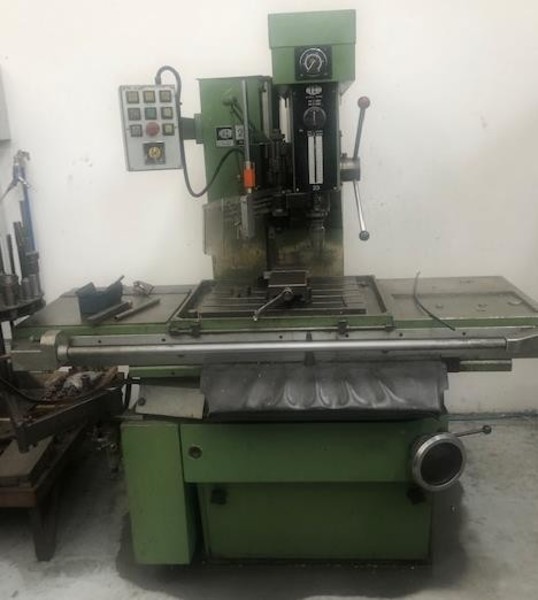 Attrezzatura meccanica in vendita