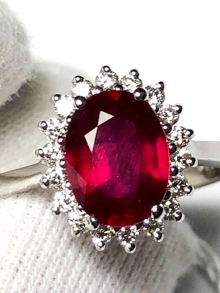 4#4970 Anello cocktail rubino e diamanti in vendita - foto 2