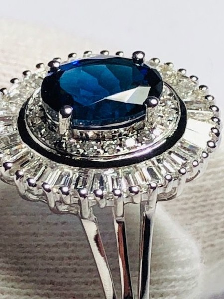 5#4970 Anello cocktail zaffiro e diamanti in vendita - foto 4