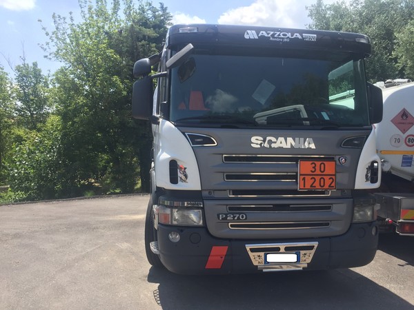 1#4973 Motrice Scania con cisterna Safa in vendita - foto 3