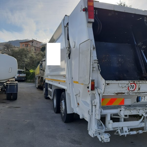 15#4973 Autoveicolo Iveco Magirus 190S31/P in vendita - foto 4