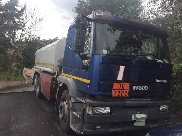 5#4973 Motrice Iveco con cisterna Mazzariol in vendita - foto 1