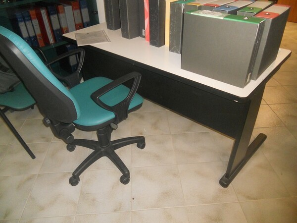 1#4977 Arredi e attrezzature per ufficio in vendita - foto 18