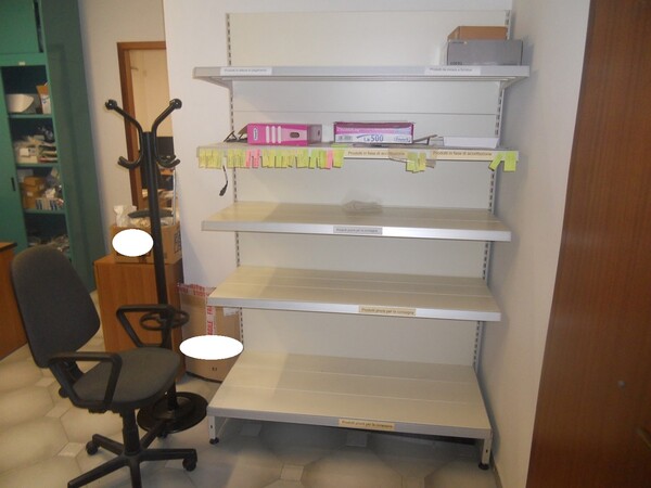 3#4977 Arredi per ufficio in vendita - foto 11