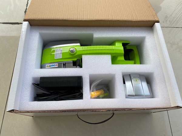 47#4978 Reggiatrice manuale a batteria Freutek in vendita - foto 7