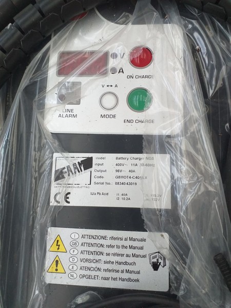 56#4979 Carica batteria Zivan in vendita - foto 1