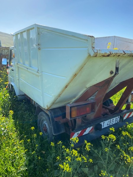 Autocarri in vendita