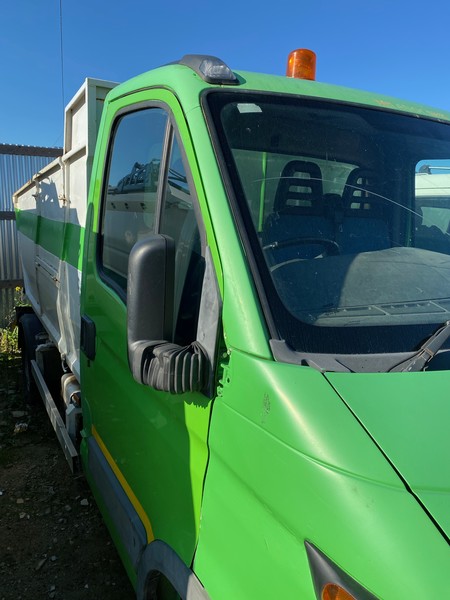 21#4984 Autocarro Iveco con ribaltabile in vendita - foto 2