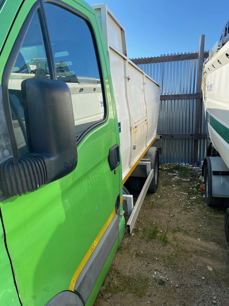 30#4984 Autocarro Iveco con vasca ribaltabile in vendita - foto 2