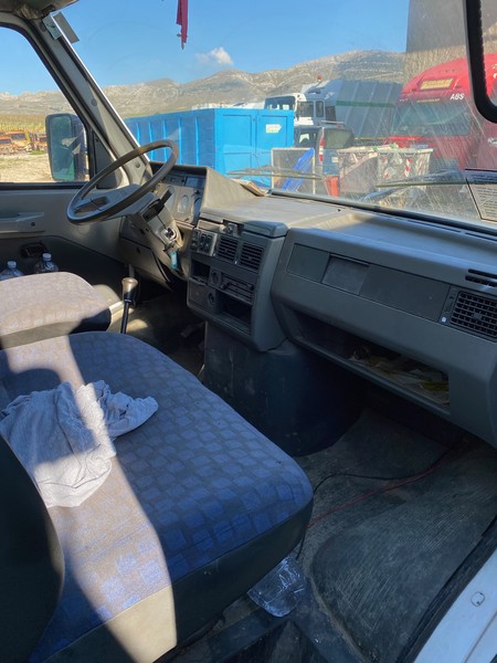 32#4984 Autocarro Iveco con vasca ribaltabile in vendita - foto 3