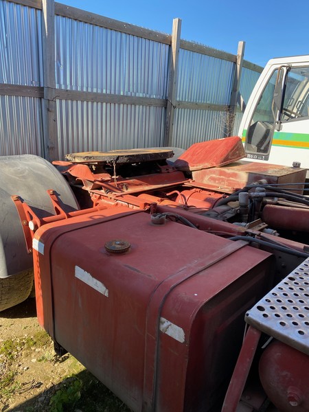 54#4984 Trattore stradale Iveco con presa di forza in vendita - foto 3