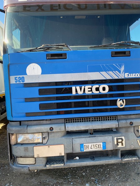 Autocarri in vendita