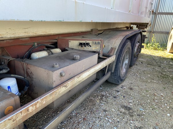 59#4984 Autoveicolo Iveco Eurostar scarrabile in vendita - foto 3