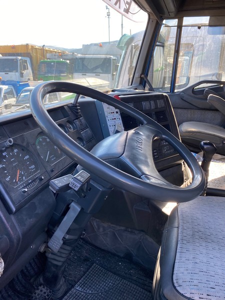 59#4984 Autoveicolo Iveco Eurostar scarrabile in vendita - foto 5