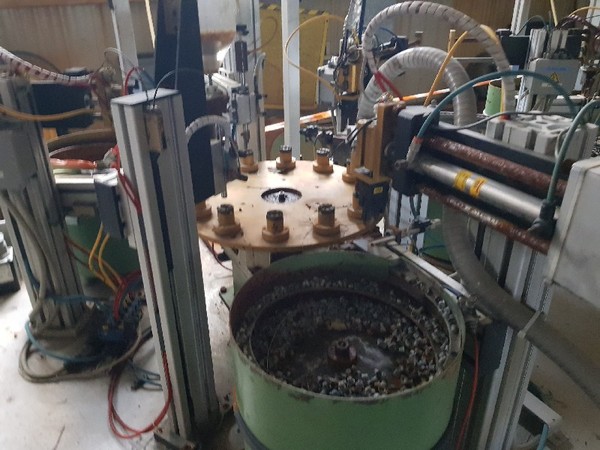 1#4986 Macchinari per la produzione di sistemi antitaccheggio in vendita - foto 34