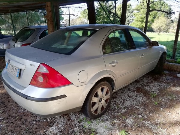 7#4987 Autovettura Ford Mondeo in vendita - foto 1