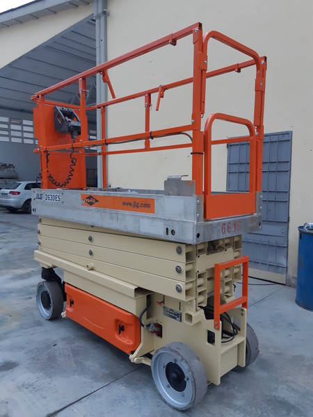 2#4994 Piattaforma aerea verticale a pantografo JLG 2630ES in vendita - foto 1